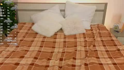 Lola online show from April 14, 1:44 am