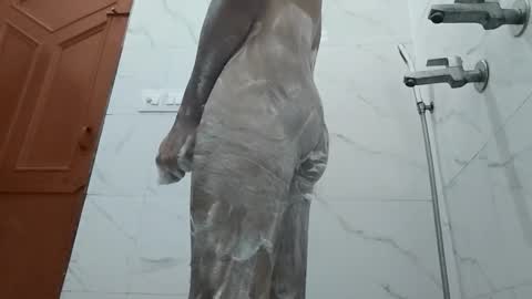 Snapshot of darkbud03 chatting on October 27, 11:03 am just a guy online show from October 27, 11:03 am