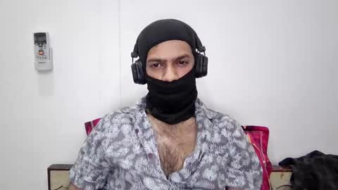 Snapshot of darkbud03 chatting on November 5, 9:15 pm just a guy online show from November 5, 9:15 pm