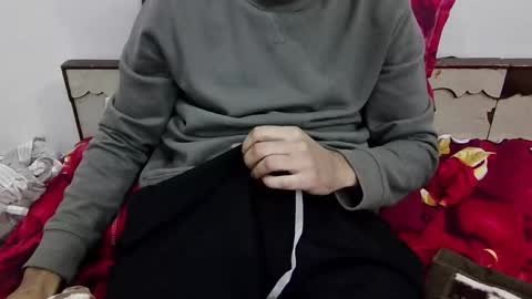 Snapshot of darkbud03 chatting on November 11, 9:04 pm just a guy online show from November 11, 9:04 pm