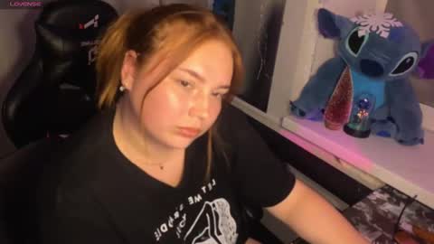 Snapshot of darkcharm1 chatting on November 24, 2:28 pm darkcharm1 online show from November 24, 2:28 pm