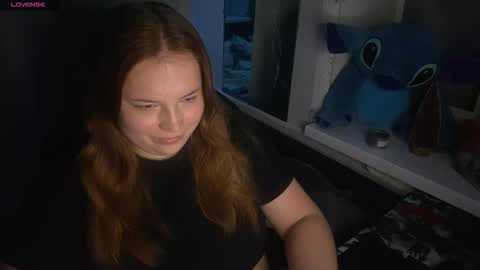 Snapshot of darkcharm1 chatting on November 30, 3:21 am darkcharm1 online show from November 30, 3:21 am