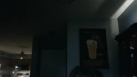 darkdreams144 online show from December 3, 5:48 am