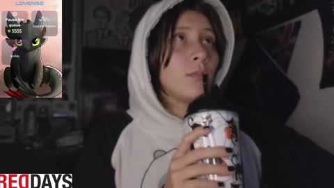 Snapshot of darkness_joones chatting on January 17, 11:51 pm Darkness online show from January 17, 11:51 pm