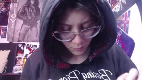 Snapshot of darkness_joones chatting on March 12, 6:33 pm Darkness online show from March 12, 6:33 pm