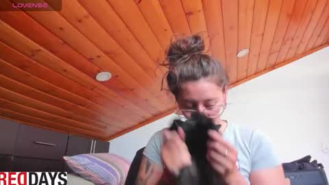 Snapshot of darkness_joones chatting on September 12, 4:40 pm Darkness online show from September 12, 4:40 pm