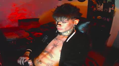 Snapshot of darkness_prince_x chatting on October 23, 7:40 am online show from October 23, 7:40 am