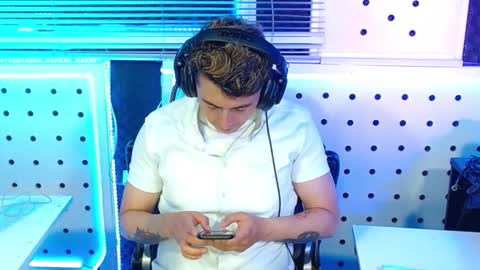 DARKO0717 online show from November 13, 2:05 pm