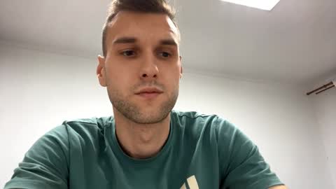 Nick online show from November 12, 8:19 pm