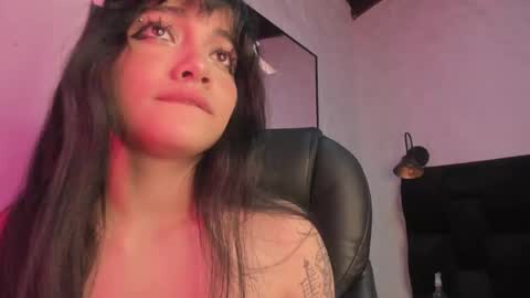 Snapshot of darky_doll chatting on October 8, 3:48 am Darky Doll online show from October 8, 3:48 am