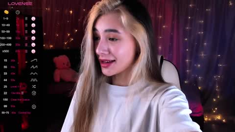 Snapshot of darlabelle chatting on January 18, 5:31 am Belle online show from January 18, 5:31 am