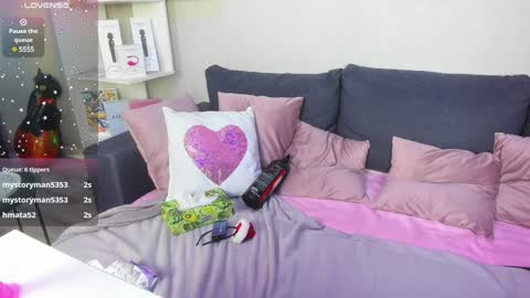 Snapshot of darlenedolce chatting on December 25, 12:37 pm darlenedolce online show from December 25, 12:37 pm