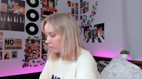 Snapshot of darleneferran chatting on January 21, 8:32 pm lina online show from January 21, 8:32 pm