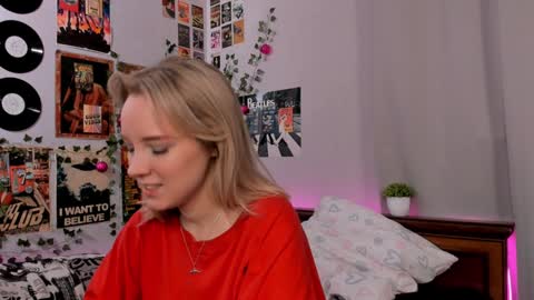 Snapshot of darleneferran chatting on February 4, 2:28 am lina online show from February 4, 2:28 am