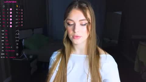 Snapshot of darlina_ryan chatting on December 1, 12:32 pm Darlina online show from December 1, 12:32 pm