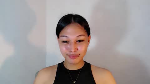 Snapshot of darling_sweetheartxx chatting on October 19, 2:29 pm YOUR ATHENA online show from October 19, 2:29 pm