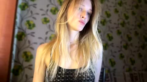 D online show from March 1, 5:42 am