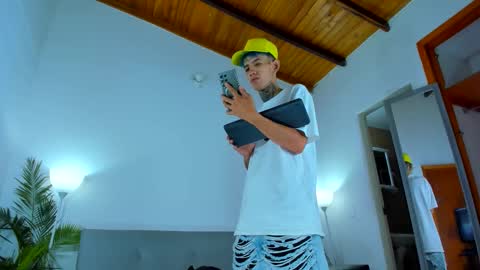 darwin_ggh online show from December 1, 7:24 am