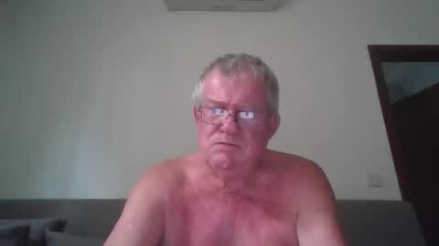darwincock online show from April 23, 2:35 am
