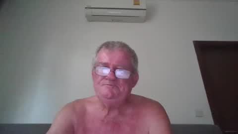 darwincock online show from April 25, 1:52 am