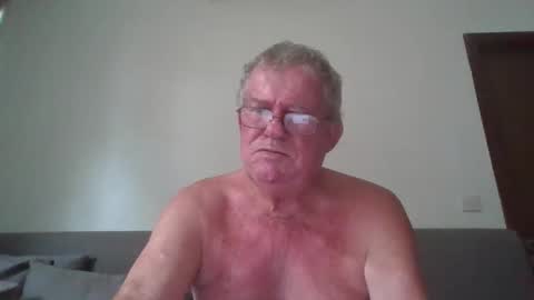 darwincock online show from April 29, 2:26 am