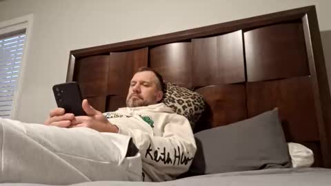 Snapshot of daryldman chatting on November 1, 11:45 am daryldman online show from November 1, 11:45 am