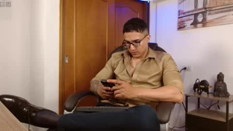 Dash online show from March 4, 2:01 pm