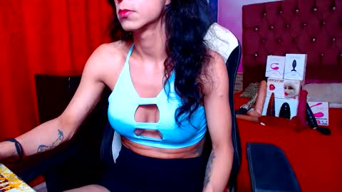 Snapshot of daslytsroze chatting on February 11, 8:15 am Dasly online show from February 11, 8:15 am