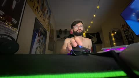 Snapshot of dathungitalian chatting on November 29, 3:20 am Tarantino online show from November 29, 3:20 am