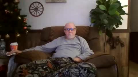 dave571960 online show from December 21, 12:56 pm