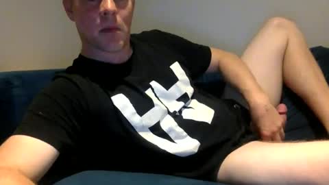 Snapshot of daveb709709709 chatting on September 16, 2:01 am daveb709709709 online show from September 16, 2:01 am