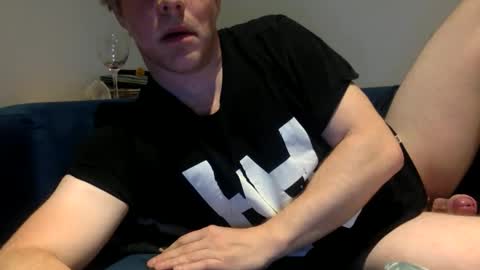 Snapshot of daveb709709709 chatting on November 11, 3:06 am daveb709709709 online show from November 11, 3:06 am