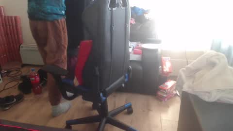 Snapshot of daver281197 chatting on March 9, 4:44 pm dave online show from March 9, 4:44 pm