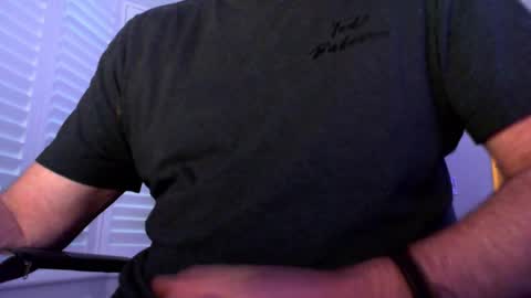 Snapshot of davesu12345 chatting on December 2, 7:25 am davesu12345 online show from December 2, 7:25 am