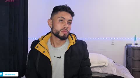 Snapshot of davgostoso chatting on February 1, 3:30 am Dave y Salvatore online show from February 1, 3:30 am