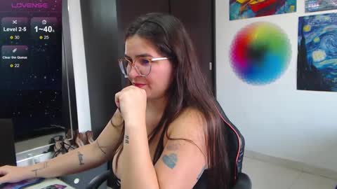 Snapshot of davianath chatting on December 12, 4:32 pm daviana online show from December 12, 4:32 pm