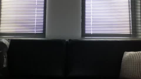 Snapshot of david_1987_cs chatting on January 9, 9:37 am Skinny Big online show from January 9, 9:37 am