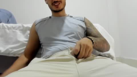 Snapshot of david__ox chatting on December 23, 11:28 pm david__ox online show from December 23, 11:28 pm