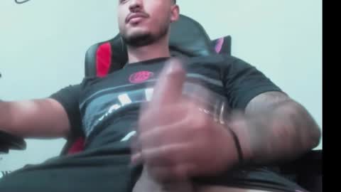 Snapshot of david__ox chatting on February 16, 11:16 pm david__ox online show from February 16, 11:16 pm