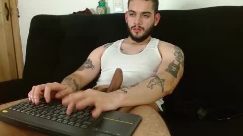 Snapshot of david_franco1 chatting on September 15, 10:10 pm Twitter davidsanctum online show from September 15, 10:10 pm