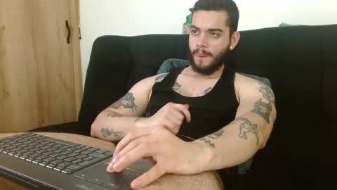 Snapshot of david_franco1 chatting on October 6, 10:18 pm Twitter davidsanctum online show from October 6, 10:18 pm