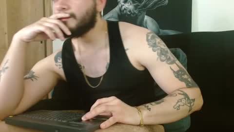 Snapshot of david_franco1 chatting on October 20, 10:54 pm Twitter davidsanctum online show from October 20, 10:54 pm