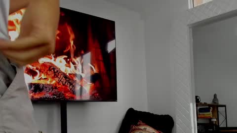 Hey im David that loves to explore and speak their fantasies. Very open talktative and nice. Feel free to chat with me online show from January 4, 12:59 pm