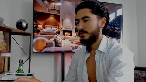 Hey im David that loves to explore and speak their fantasies. Very open talktative and nice. Feel free to chat with me online show from January 7, 2:41 pm