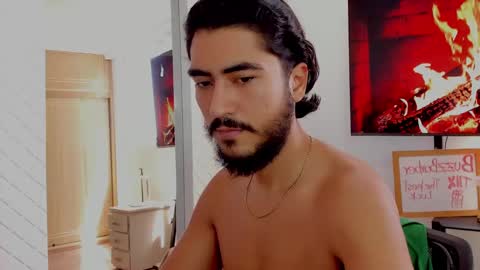 Hey im David that loves to explore and speak their fantasies. Very open talktative and nice. Feel free to chat with me online show from January 13, 3:47 pm