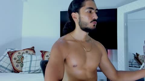 Hey im David that loves to explore and speak their fantasies. Very open talktative and nice. Feel free to chat with me online show from February 3, 1:15 am