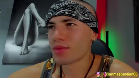 Snapshot of david_jons7 chatting on November 21, 10:41 pm David Jons online show from November 21, 10:41 pm