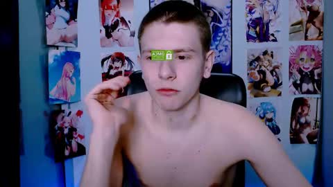 Snapshot of david_lovee chatting on March 7, 2:57 am David online show from March 7, 2:57 am