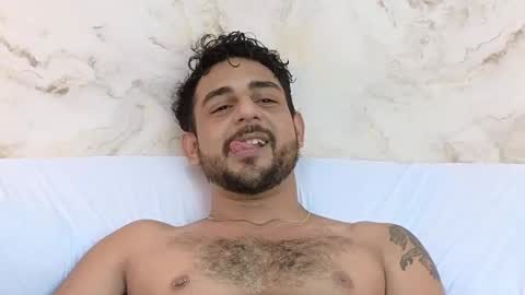 Snapshot of david_oliveira chatting on January 31, 7:51 pm JF oliveira online show from January 31, 7:51 pm