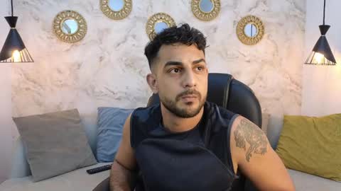 Snapshot of david_oliveira chatting on February 3, 8:46 pm JF oliveira online show from February 3, 8:46 pm